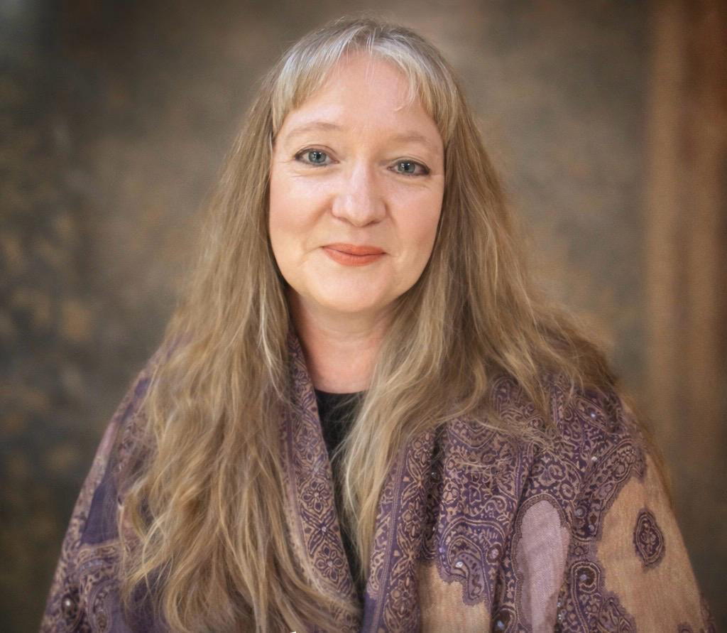 Sarah Gregg, Sound Healer, Gong Master Teacher, Reiki Master Teacher, and Natural Therapy Practitioner